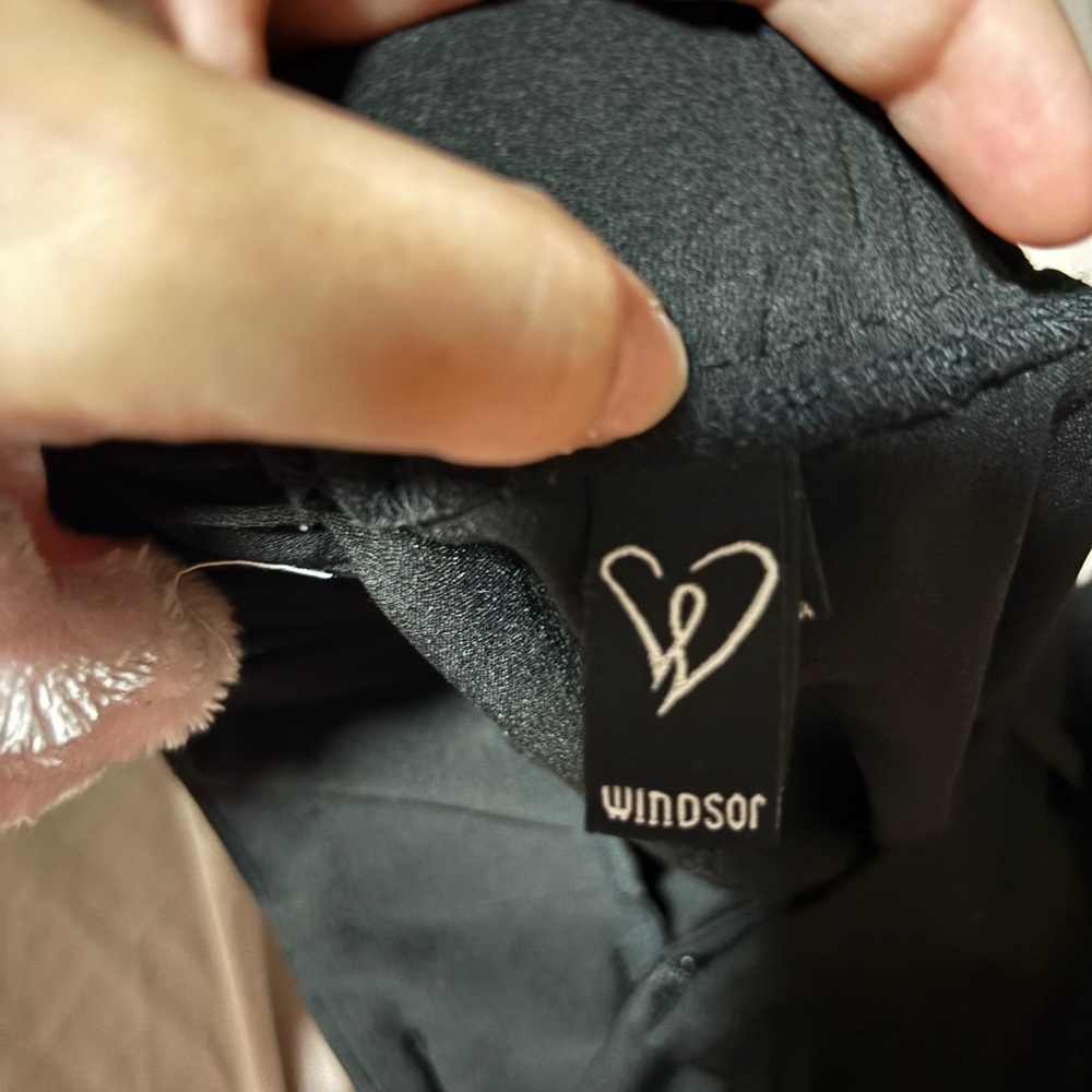 Windsor Elegant Black Pants - Picture 4 of 6